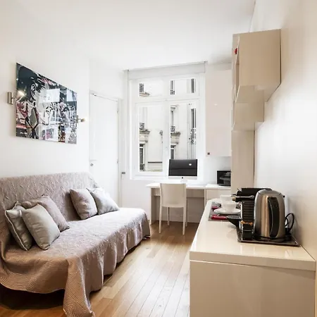 Tiny House St Germain Apartment *